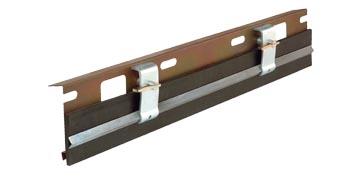 Conveyor Belt Skirting System Sealing Load Zones from Spillage