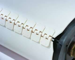 Flexco Alligator® Plastic Rivet Fasteners on conveyor belt